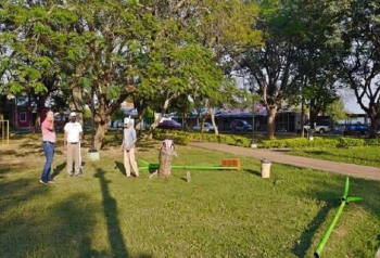 M&Aacute;S ILUMINACI&Oacute;N CON COLUMNAS DE FABRICACI&Oacute;N PROPIA EN PLAZAS