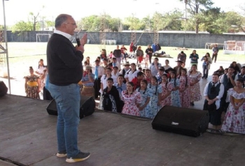 CELEBRAN 1er. ENCUENTRO REGIONAL DE DANZAS FOLKL&Oacute;RICAS