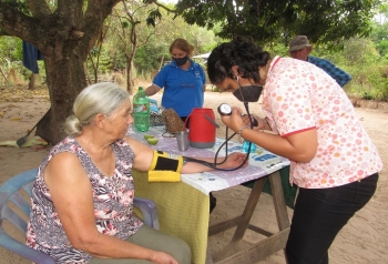 DESPLIEGAN OPERATIVO DE SALUD EN COLONIA ROMERO